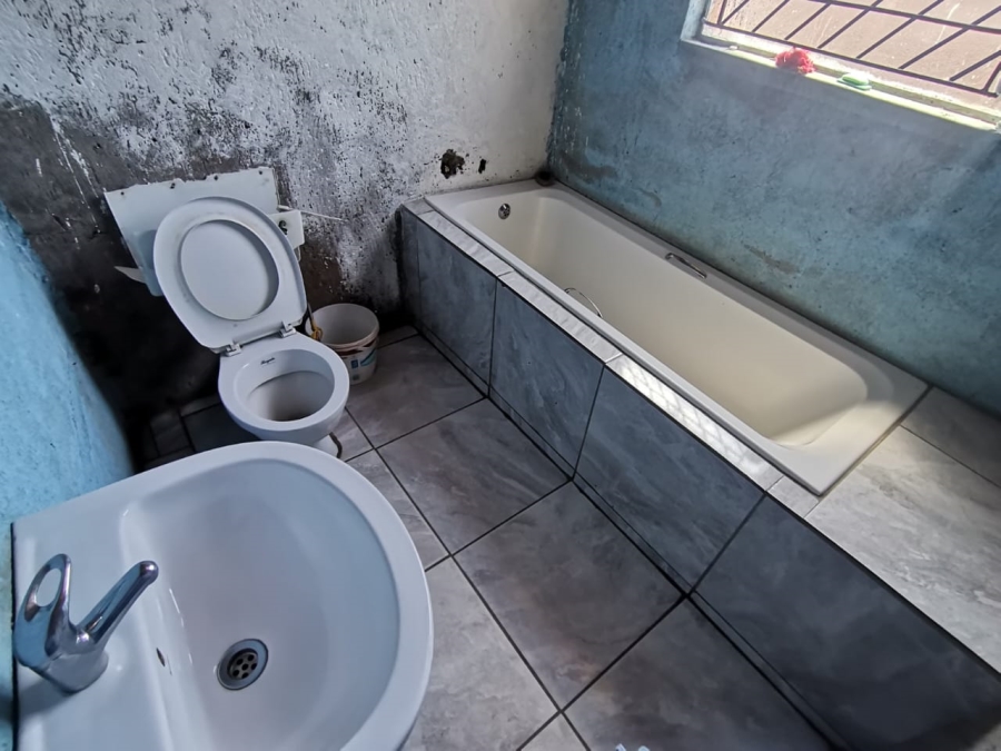 3 Bedroom Property for Sale in Lethlabile North West